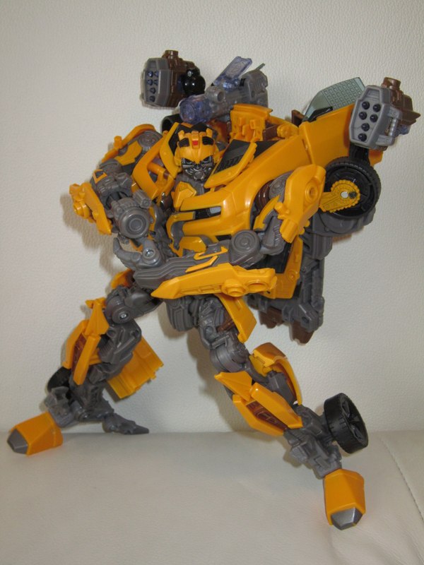 Leader Bumblebee Transformers Dark Of The Moon  (13 of 19)